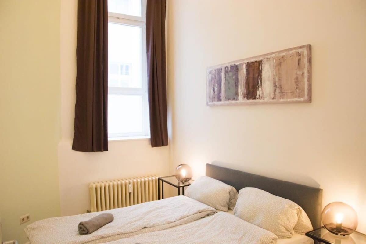 Family Apartment Moabit Berlin Bagian luar foto